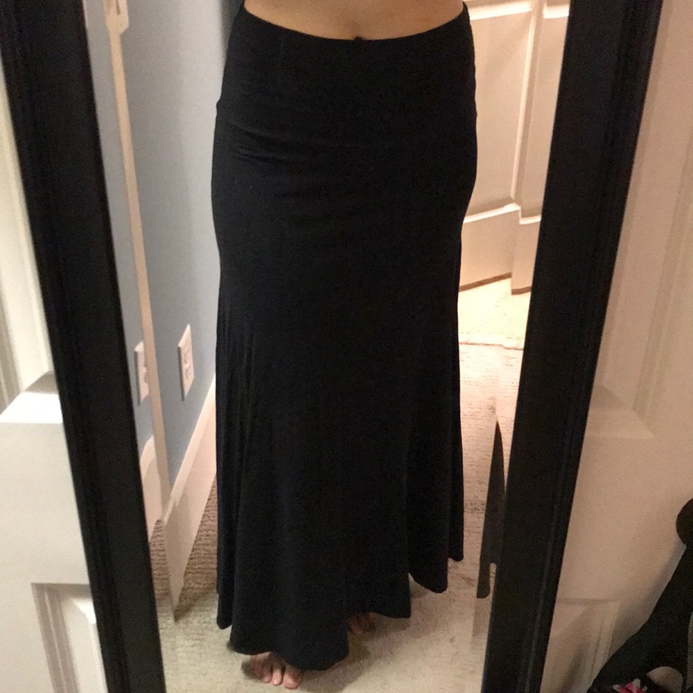 LuLaRoe BLACK MAXI!! size Medium